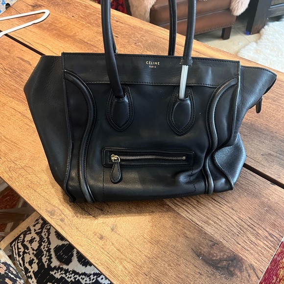Heavily used Celine Phantom bag - Picture 2 of 4